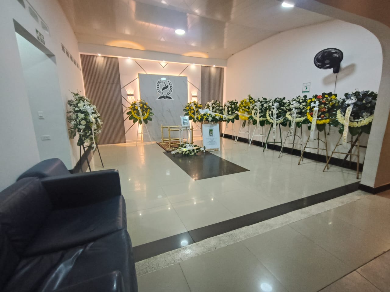 Sala de atención Funeraria Los Laureles